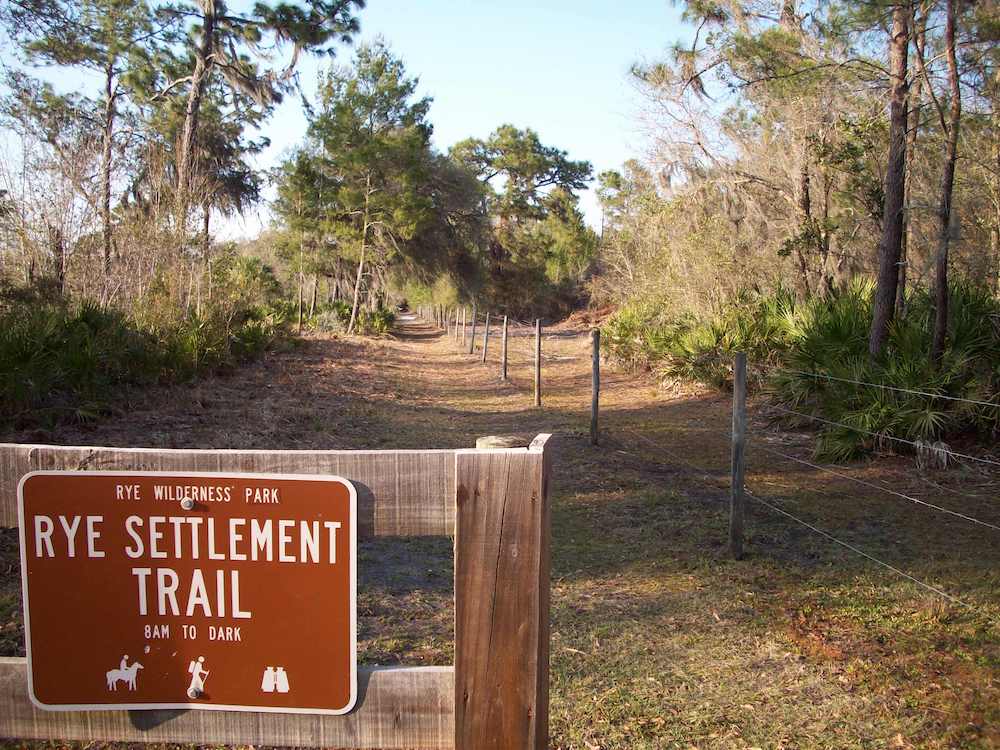 trailhead for Rye Settlement Trail