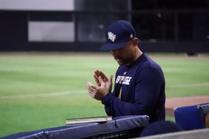Mariano Jimenez Claps at Baseball game