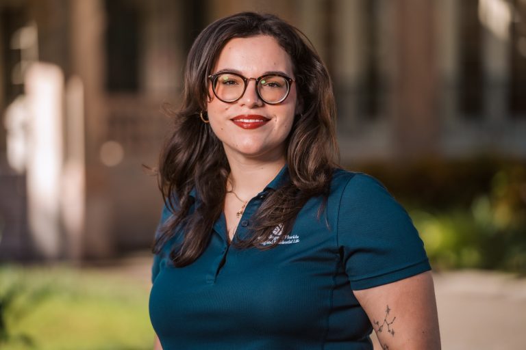 Carley Cruz Headshot